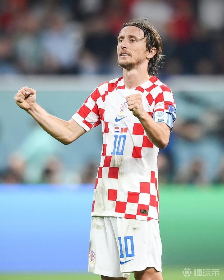 阿斯：西班牙考察帕尔马高中锋马特奥，与阿根廷争夺其代表权